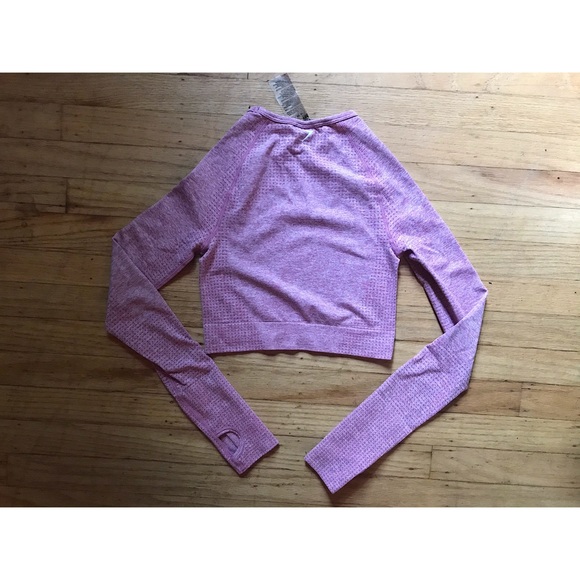 Gymshark top - Picture 2 of 2